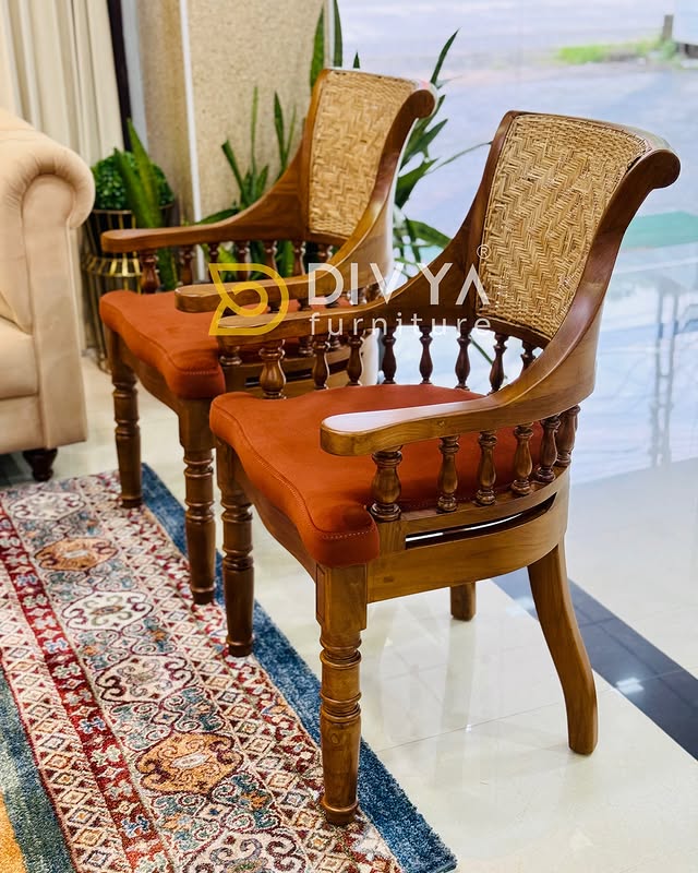 Classic Dining Table Set